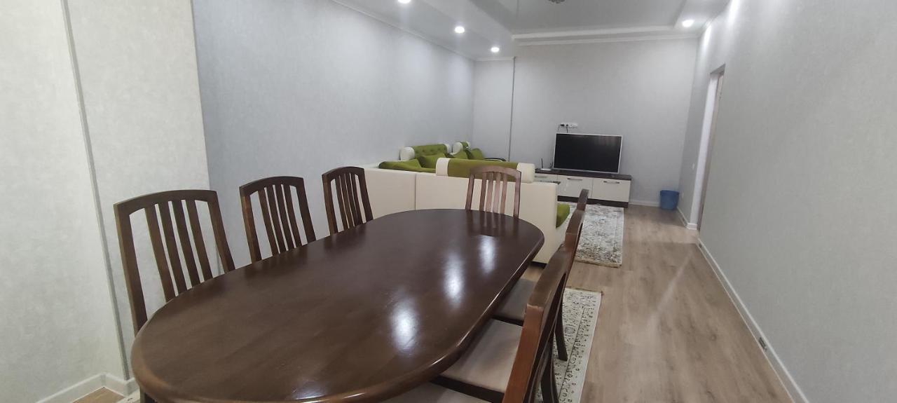 Hotel Apartment Al-Salam Bishkek Exterior foto